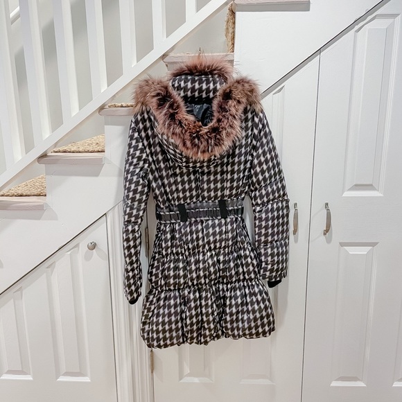 Clelia Italy Snow Jacket - Picture 2 of 9